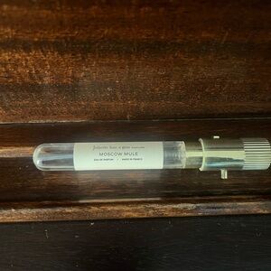 Juliette‎ Has a Gun scent bird Perfume